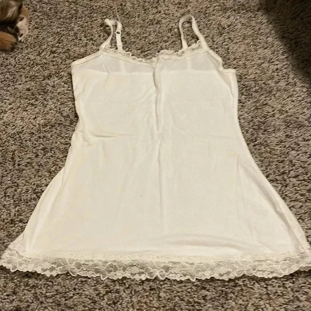 Tank top size medium